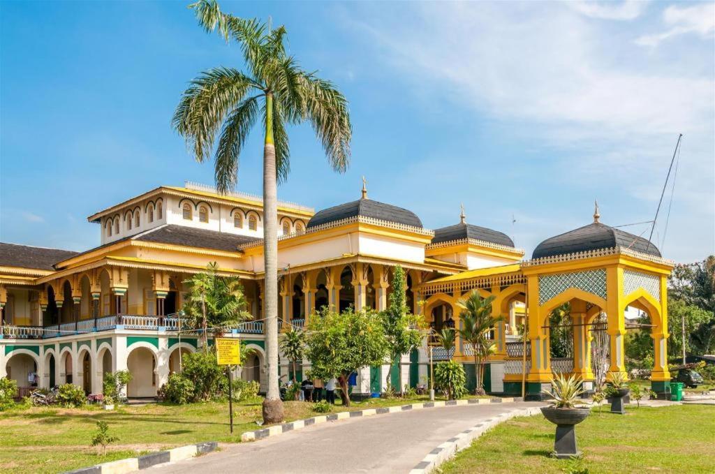 Oyo 931012 Tamara Homestay Syariah Medan Exterior photo