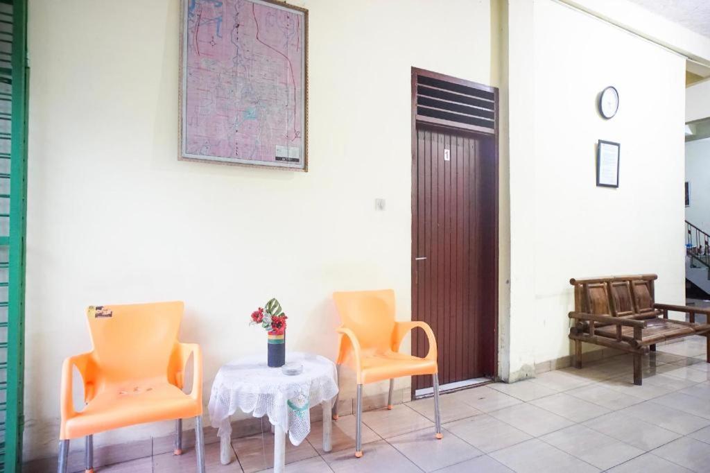 Oyo 931012 Tamara Homestay Syariah Medan Exterior photo